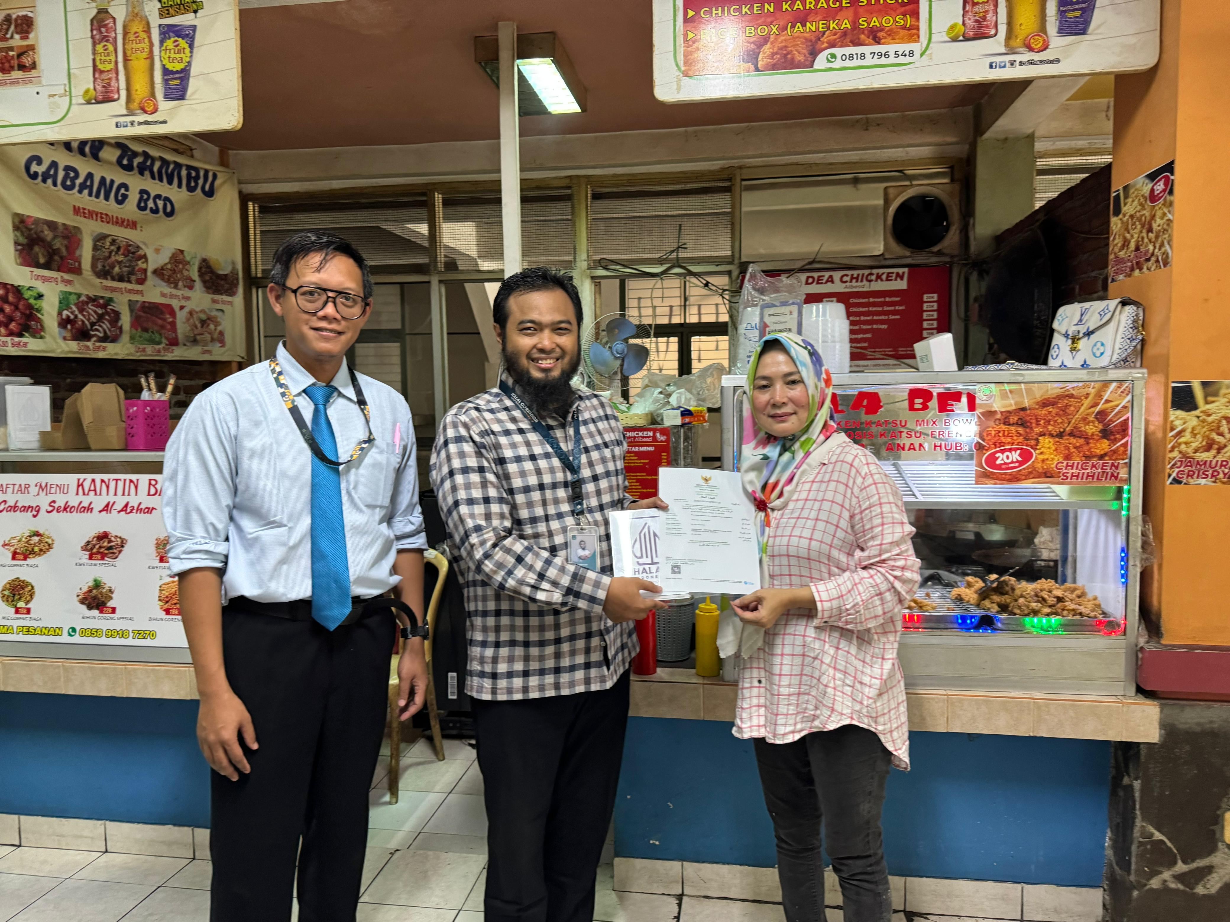 Kantin Al Azhar BSD Kantongi Sertifikat Halal