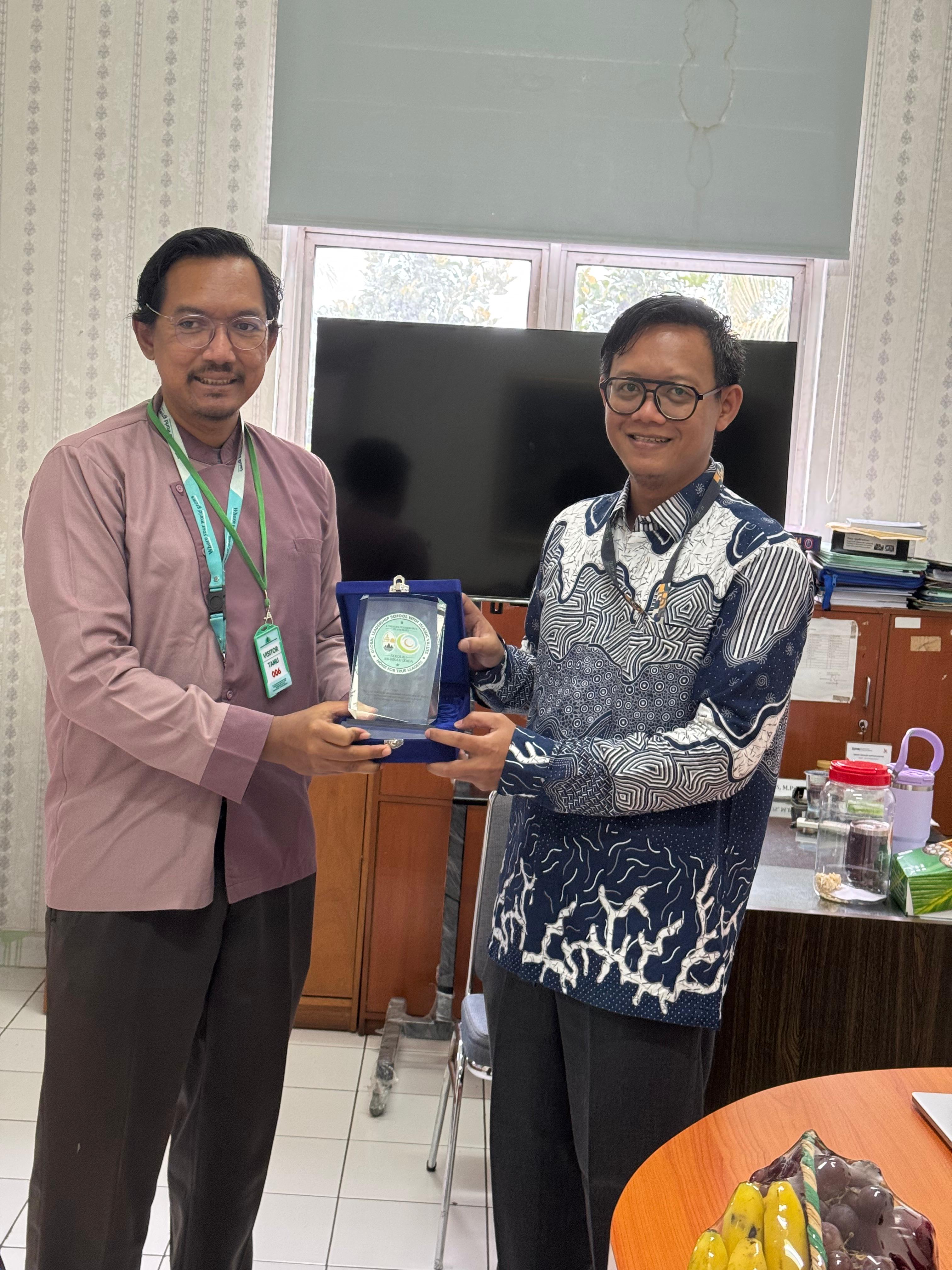 Tingkatkan Kualitas Pengelolaan, Koperasi Sekolah Annisa Tangsel Gelar Kunjungan Study Tiru